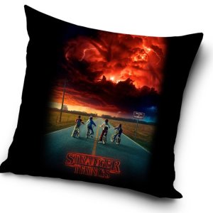 Stranger Things Storm párna, díszpárna 40x40 cm
