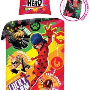 Katicabogár és Fekete macska kalandjai Hero ágyneműhuzat 140×200cm, 70×90 cm