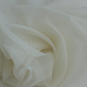 Egyszínű, fényes organza, fényáteresztő, 300 cm magas függöny, csontfehér