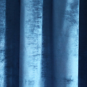BALMORAL - Lángálló, plüss sötétítő függöny anyag, 138 cm, világoskék