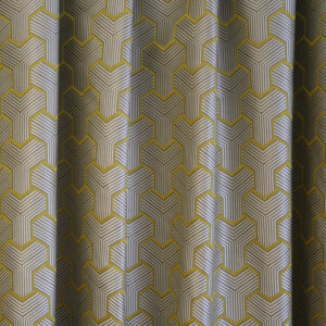 MONTANO - Brokát jellegű szatén, 3D hatású, arany-ezüst geometrikus dekorfüggöny, 320 cm