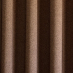 RIMINI - Szolidan elegáns, exkluzív megjelenésű, egyszínű, sűrű szövésű textil sötétítő függöny, 300 cm, mogyoróbarna