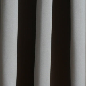 SKY FR - Égéskésleltetett, elegáns taiwani, egyszínű sötétítő függöny, 150 cm, szürkésbézs